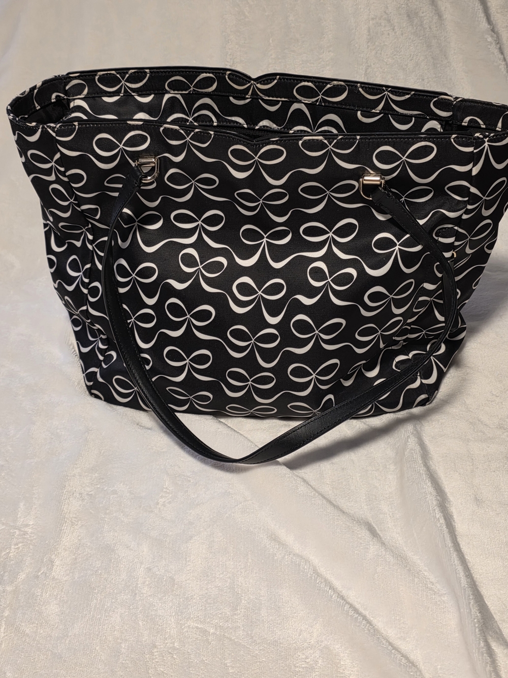 Kate Spade Black & White Bow Patterned Tote Bag - Picture 2 of 4